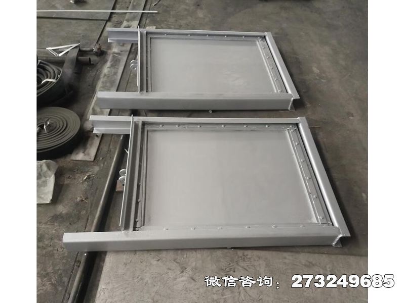 不锈钢叠梁检修闸用于水利工程设备维护，采用304不锈钢材质耐腐蚀性强，适配泵站、水闸检修需求。叠梁式结构由多块闸板叠加组成，适配宽度1.5-6.0m、高度1.5-8.0m的渠道，支持手动吊装或机械提升。产品拆卸便捷，可局部检修不影响整体运行。厂家提供按图定制、承重能力测试及安装指导服务，支持防渗漏密封设计，确保检修安全高效。