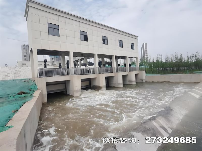 泵站防潮涵闸专为抵御咸潮倒灌设计，保障淡水资源安全。适用于沿海泵站、河口区域，具备密封性强、耐腐蚀特性。设备采用铸铁或不锈钢材质，适配潮汐水位波动环境。价格因闸孔尺寸、材质及启闭方式不同而异，建议直接联系厂家获取防潮设计方案及报价。厂家提供防潮性能检测、安装指导及长期维护服务。